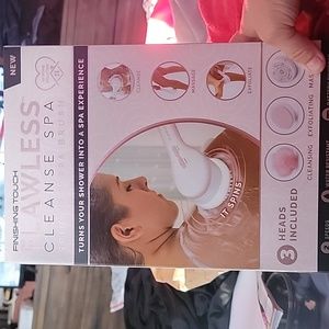 Spinning Spa Brush, 3 heads, box never opened